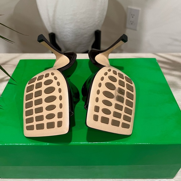 Bottega Venetta glossy high heel slides - Picture 4 of 4